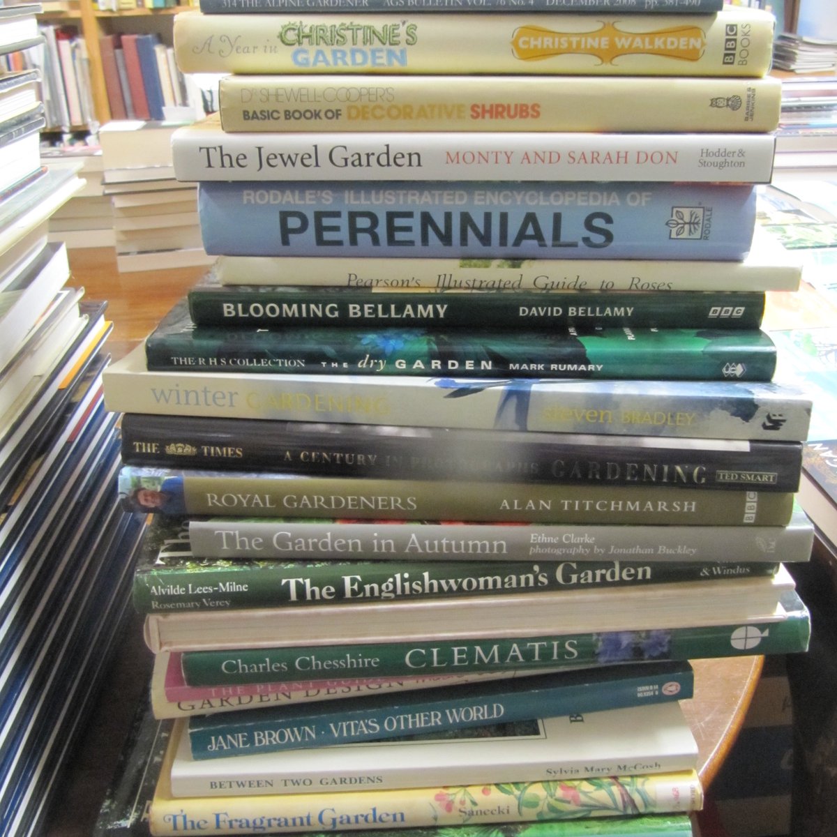OldBankBooks's tweet photo. We're #gettingreadytoreopen on 26 April - 4 weeks today. Some #secondhand #books heading for our shelves #wigtown #booktown #ChooseBookshops https://t.co/W3eTSijK9n
