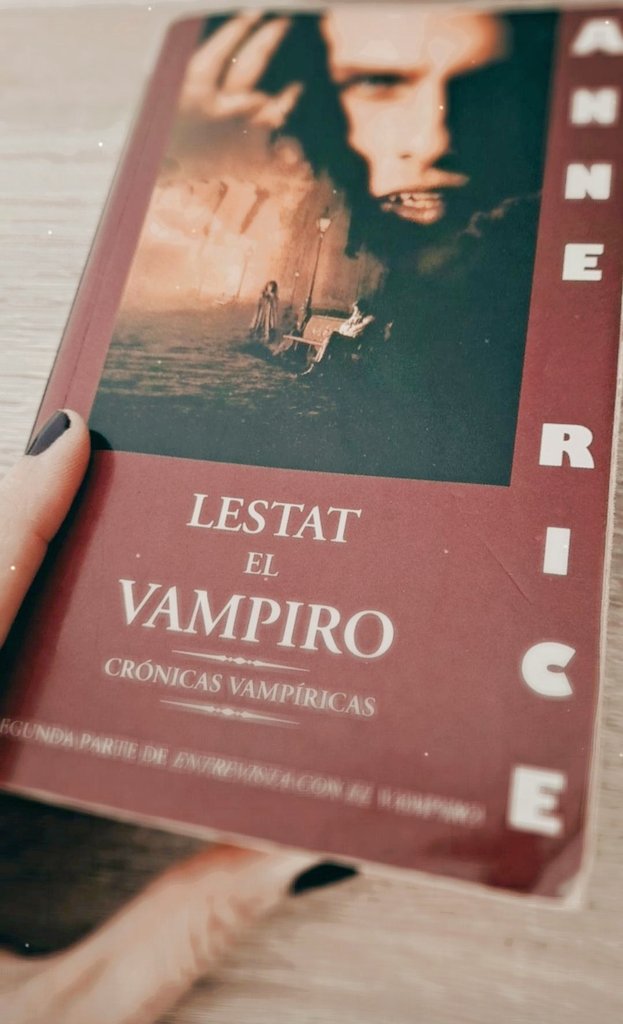 BooksJessica's tweet image. #currentlyreading