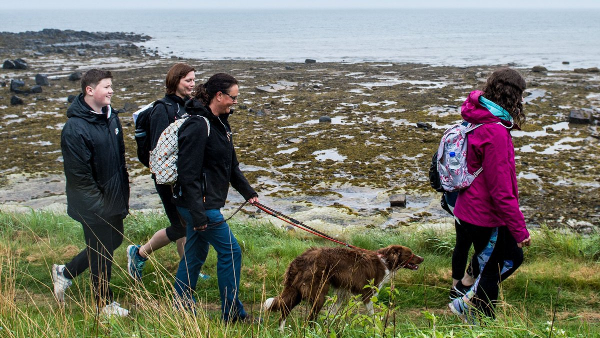 ramblersscot's tweet photo. We've enjoyed recent chats with candidates from many parties about our joint #ManifestoForTheOutdoors

Whether by email or on your doorstep, please urge Holyrood MSP candidates to back our positive vision for an outdoors that benefits everyone.

✅Visit: https://t.co/CtfJlpqotA https://t.co/3DMnAgVuSW