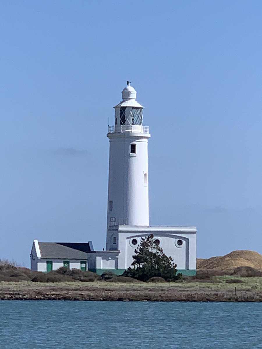 aly_sea's tweet photo. To the lighthouse #Hurstspit https://t.co/qoLJWqgC2g