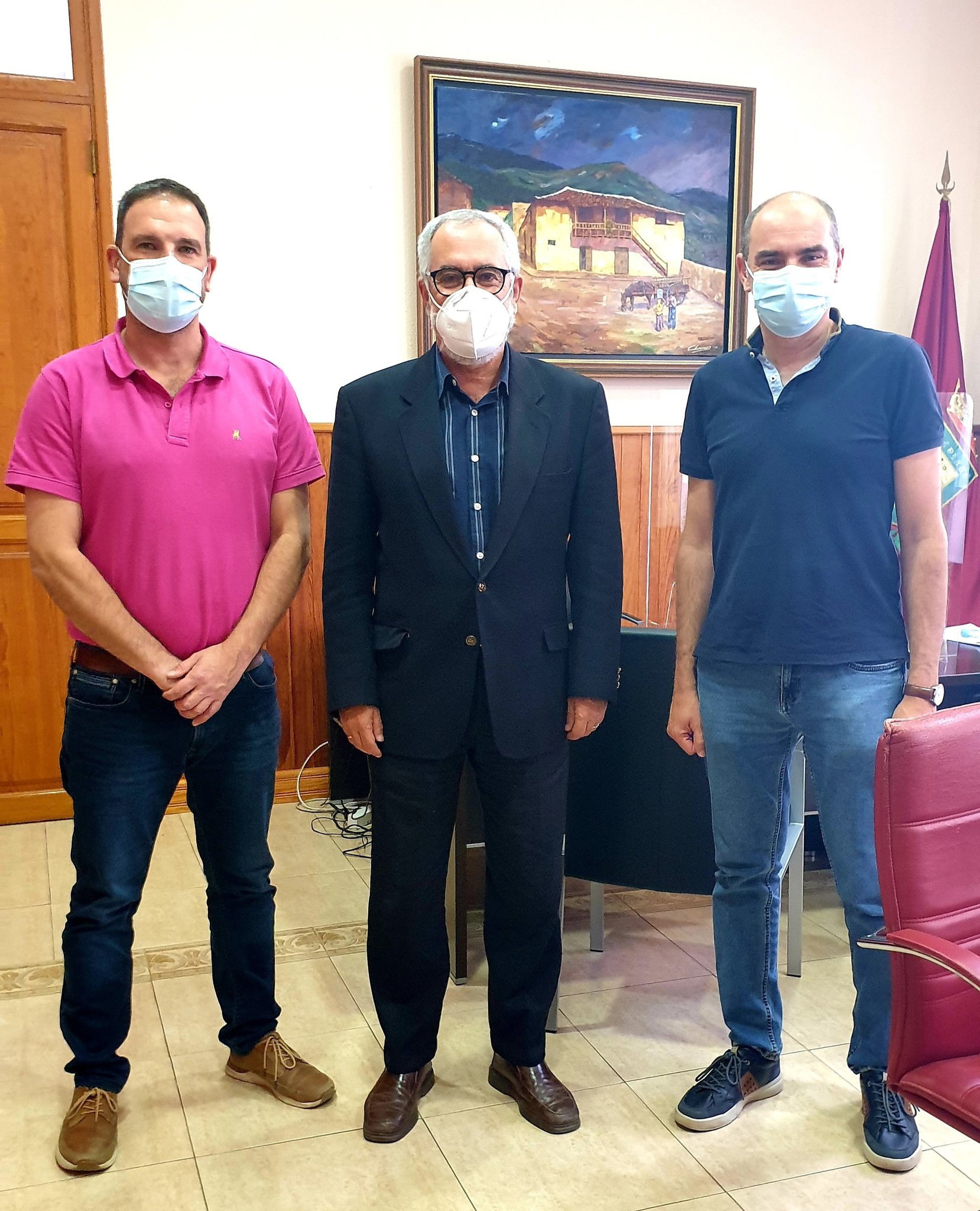 Oscar Izquierdo Infofepeco Fepeco Apoya A Arafo En La Busqueda De Iniciativas Empresariales Para El Desarrollo De La Villa Reunion De Nuestro Presidente Oscar Izquierdo Con El Alcalde De Arafo