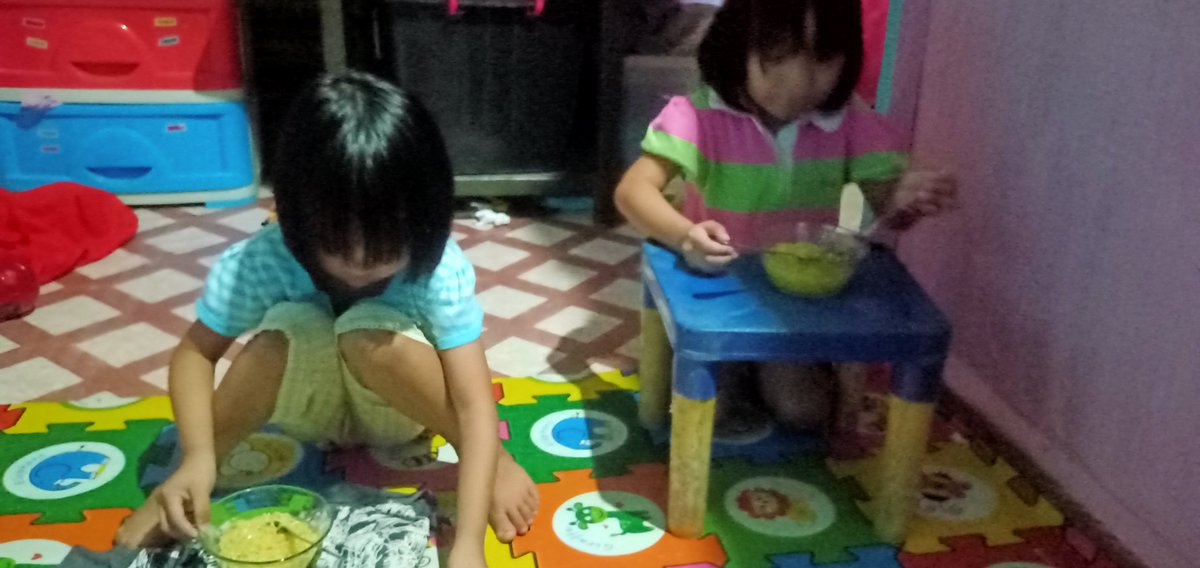 WondergirlW's tweet photo. Gusto kung mkaipon ngayon para sa bday ng kambal kong anak mag 4years old na sila sa may14... At sna makaipon ako galing sa bitcoin cash...
#Bitcoin 
#BitcoinCash 
https://t.co/TS8oKlPAEv https://t.co/pCFxOeyYNe