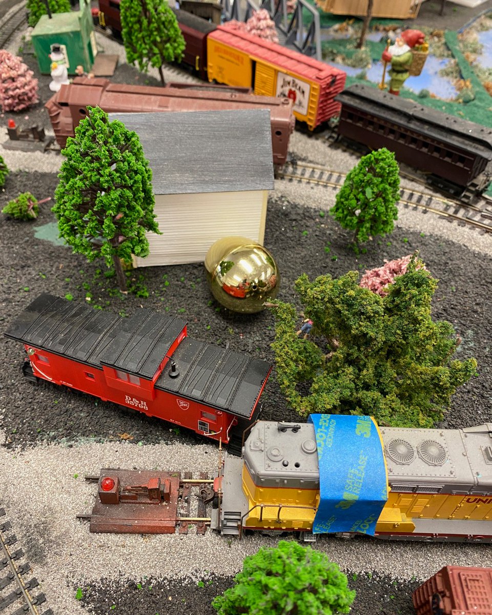 MSTrainMuseum's tweet photo. Join us this week as we celebrate Easter with a Golden Egg Scavenger Hunt! Our staff has created a wonderful, safe and fun way to learn more about the museum while the kids find eggs.  

#MCMRM #VisitMississippi #Trains #RidingTrain #Gulfport  #SecretCoast #FamilyFriendly https://t.co/VI546FIARV