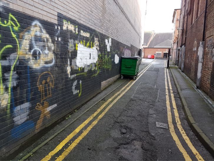 NewcastleBID's tweet photo. All clean again!
This alleyway in NUL was overrun with litter and debris - thanks to Street Scene for clearing it up after we reported it 👍
#cleantown #ditchthedirt #lovenul https://t.co/hHKLk98mts