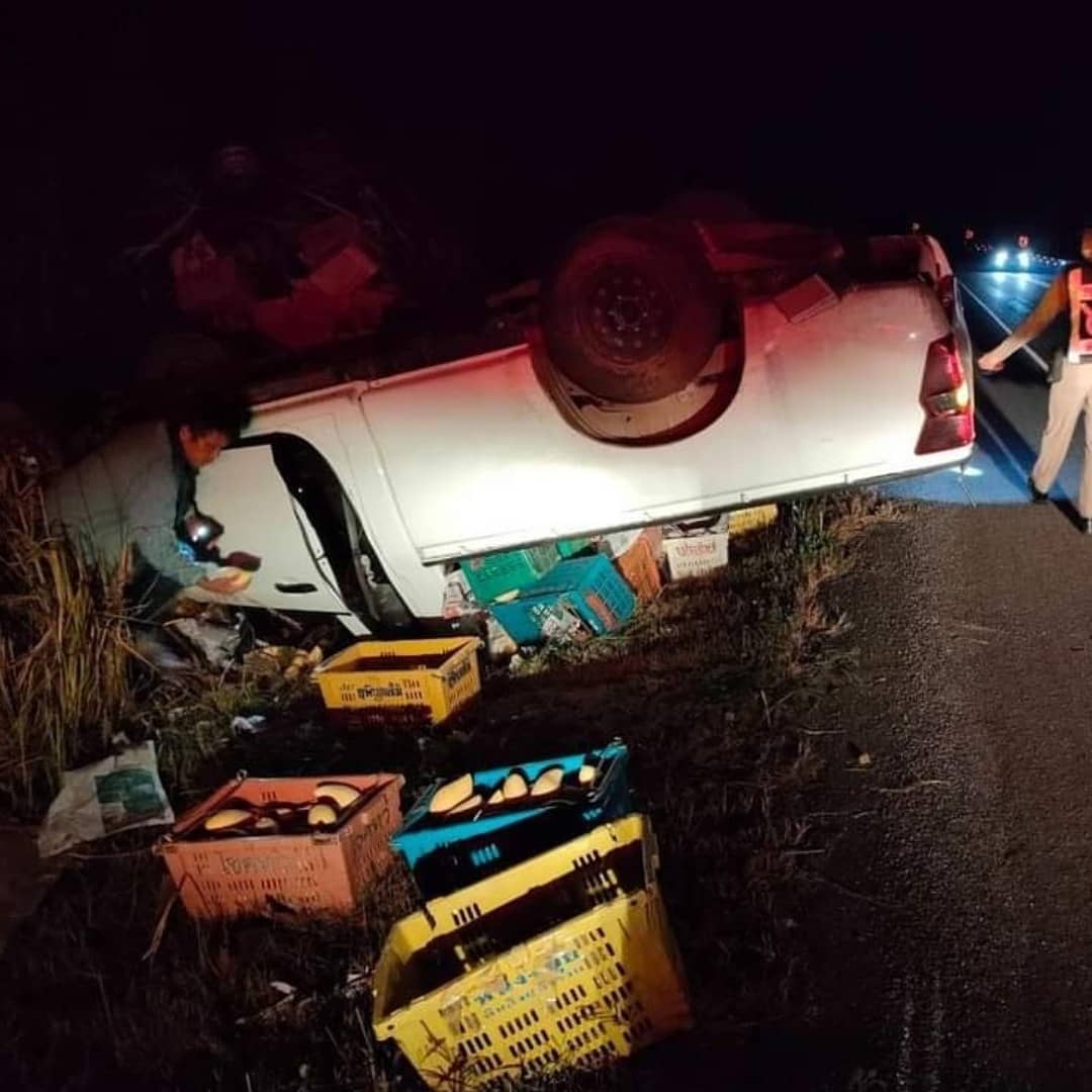 stevekaposi's tweet photo. Wildest &amp; craziest #roadaccidents in #Thailand

https://t.co/AEXOyVZhm1
#Bangkok #SteveKThailand #TACSThailand #ThailandWatch #DiscoverThailand #ThailandNews #Strange #AmazingThailand #baddriving #RoadAccidentsThailand #ThaiCrazyAccidents #ThaiStupidDrivers #ThailandFails #fails https://t.co/kitaPg3ONR