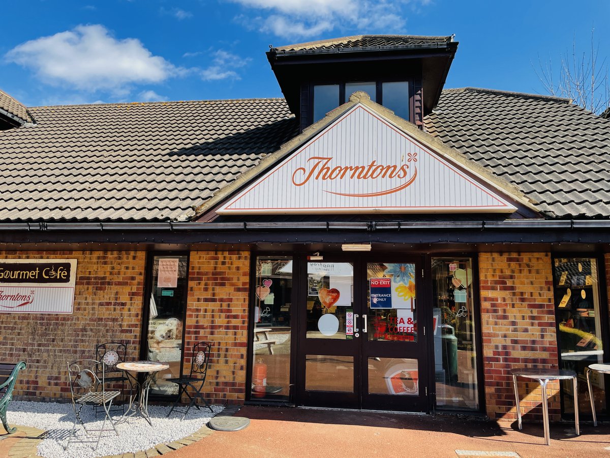 FrescoCoffee4's tweet photo. We're getting ready to welcome you all back to Fresco! Only 🌟 2 WEEKS 🌟 to go until we can safely reopen our Cafe (takeaways), Bean Shop, and Thorntons shop!

See you on the 12th of April ☕️ https://t.co/xWUF9sYttO