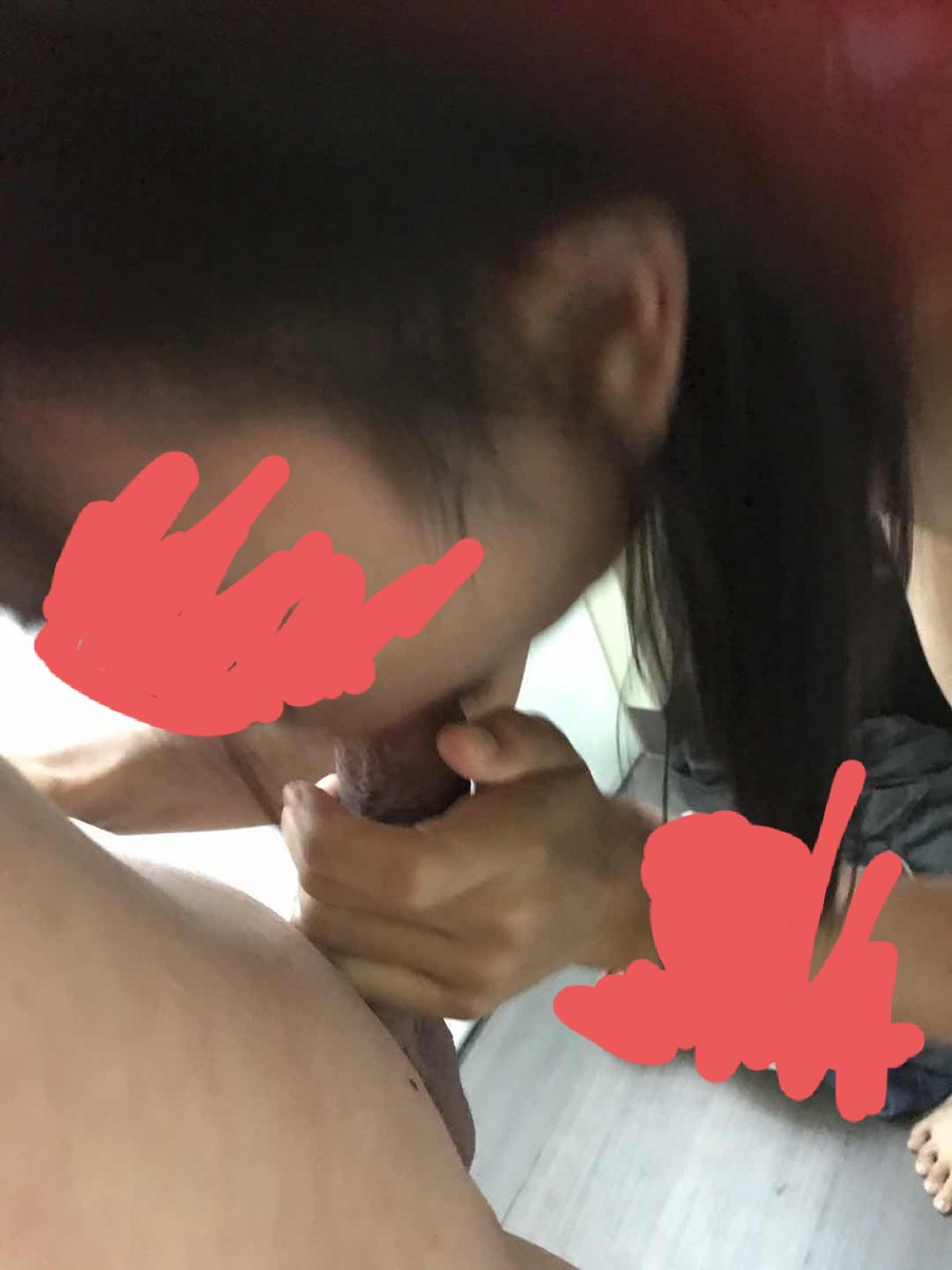laothick's tweet photo. 厕所解决。toilet cum shot. https://t.co/eCGTD2Oe1l