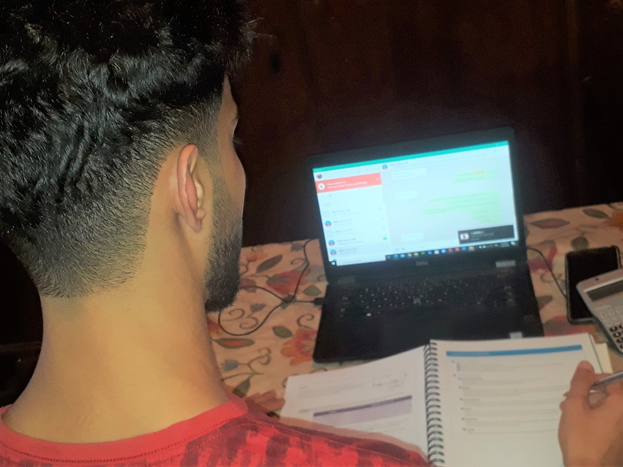AliSaraeb2's tweet photo. Am an Applied Mathematics student at the American University of Beirut
In fall 2020, I volunteered at MMKN as a teacher and an assistant for grade 9 students from different Lebanese schools. (1/1)
@MMKN @USAID
#volunteering
#MMKN https://t.co/gPVd6S4UTJ