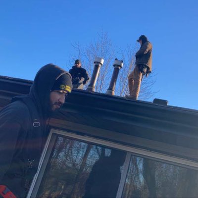 josepatronlemus's tweet photo. #LONGLIVEGREG 💛🖤 https://t.co/9FdF03yvlJ