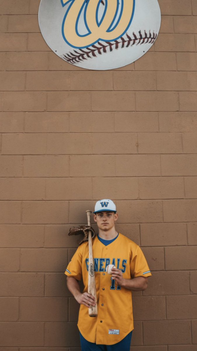 waynegerrick3's tweet photo. I am excited to announce that I will be continuing my academic and athletic career at Capital University. First, I would like to thank God, my family, coaches and friends for everything they have done and the endless support they have given me. #Capfam #gocrusaders @CoachSturgill https://t.co/pi9Mzw31og