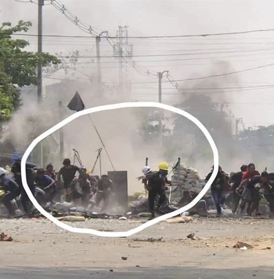 Nandar (@nandara13496622) on Twitter photo The second photo proved that Terrorists Military Forces used explosive weapon (supposed to be RPG Launcher)‼️ A thick stacks of sand bags were exploded and some got injured badly. - video in previous post.
JUNTA MASSACRE
#WhatsHappeningInMyanmar #Mar29Coup
<a href="/RapporteurUn/">UN Special Rapporteur Tom Andrews</a> <a href="/UN/">United Nations</a> The second photo proved that Terrorists Military Forces used explosive weapon (supposed to be RPG Launcher)‼️ A thick stacks of sand bags were exploded and some got injured badly. - video in previous post.
JUNTA MASSACRE
#WhatsHappeningInMyanmar #Mar29Coup
<a href="/RapporteurUn/">UN Special Rapporteur Tom Andrews</a> <a href="/UN/">United Nations</a>