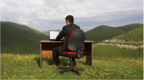 cwright_90's tweet photo. Good overview on remote working and how businesses and organisations can use remote working to achieve higher job satisfaction. #remoteworking https://t.co/higv3gJvG1 https://t.co/1tUR1es7Al