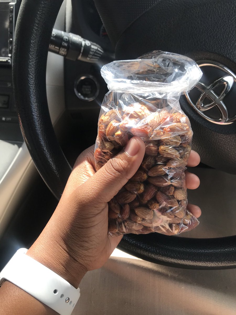 gaone_moraps's tweet photo. #AllDaySnack..🤤 https://t.co/Cl8bBJZ7o9