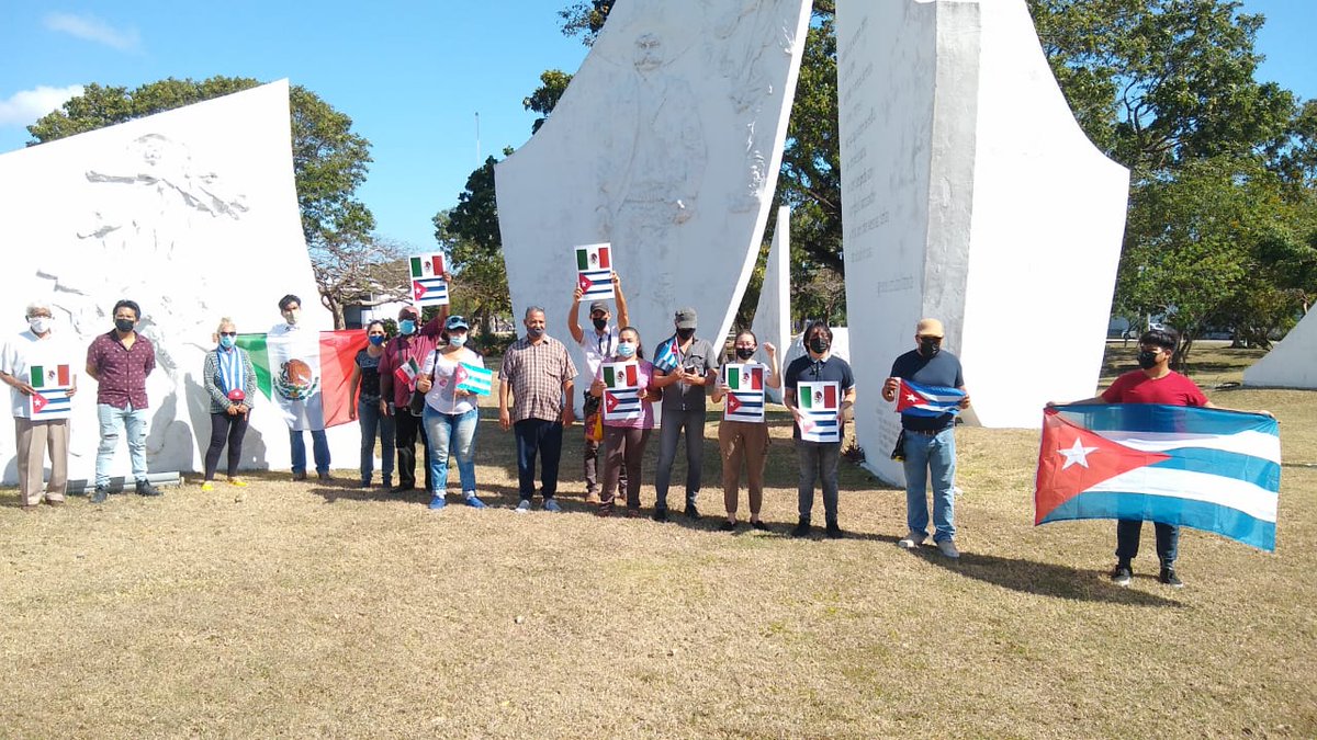 VconsulC's tweet photo. @DeZurdaTeam Compartimos imágenes del deseo de amigos 🇲🇽 y 🇨🇺 que se suman a la lucha por fin del #BloqueoGenocida. Agradecemos a todos los que han dado muestra de amor por la familia cubana, construyendo #PuentesDeAmor.
#MQSC https://t.co/pCxEaesaUg