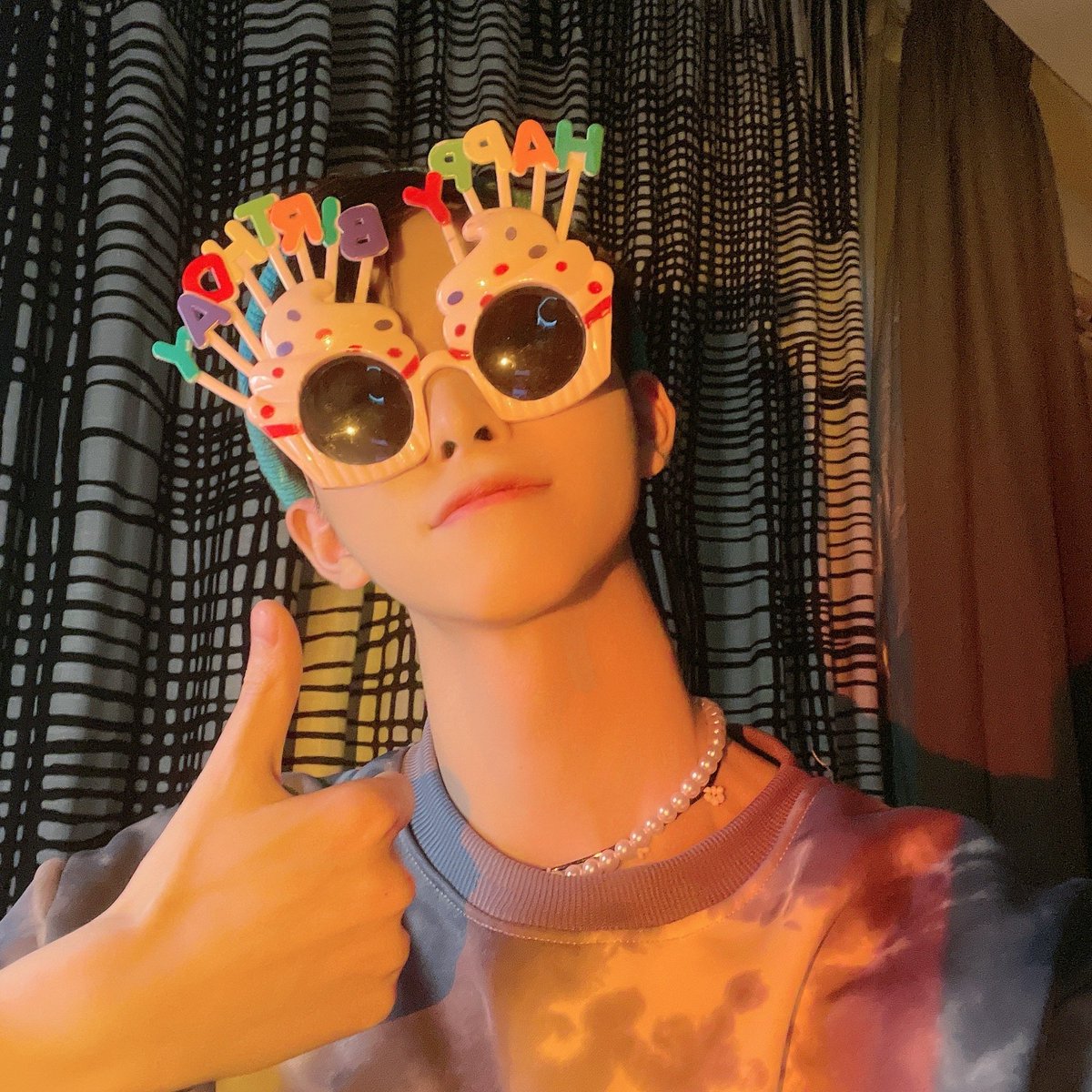 WP727317's tweet photo. 爱死这日落灯了！ https://t.co/sLEJnxKpQn