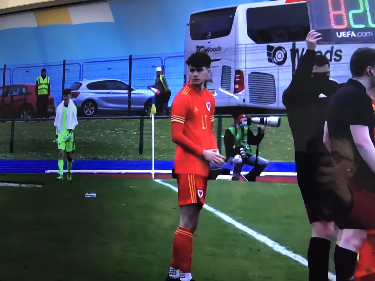 AGysho's tweet photo. Llongyfarchiadau i gyn ddisgybl Cian Williams am gynrychioli Cymru-18 heddiw yn erbyn Lloegr https://t.co/JmttLUM1Gf