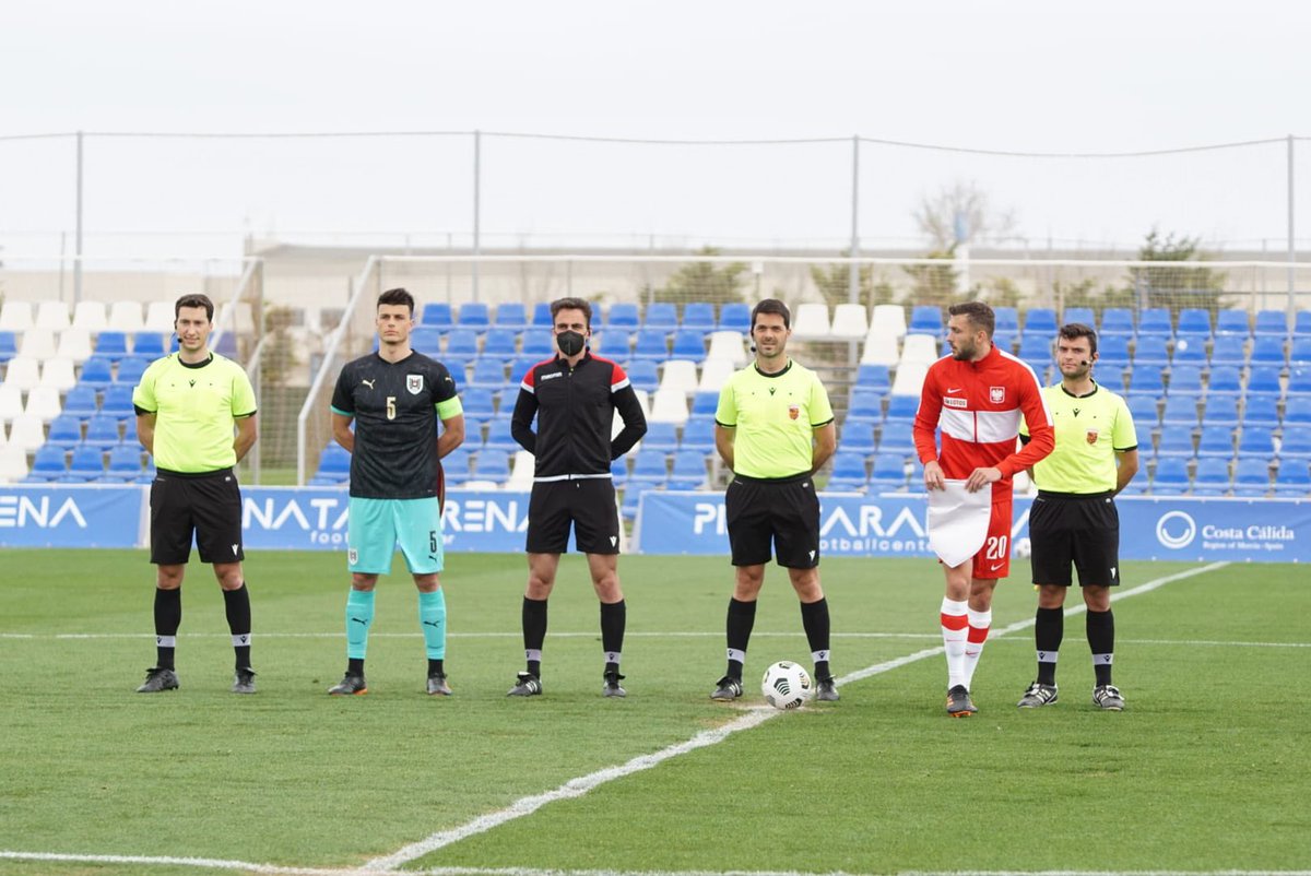 PinatarArena tweet picture