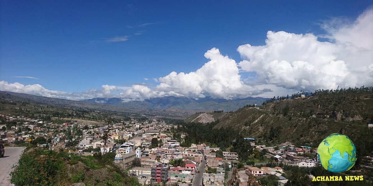 AchambaN's tweet photo. #AchambaConoce | Fotografía tomada desde el mirador de Guano, provincia de Chimborazo. Imagen enviada por nuestra seguidora @vico0424.

 #AchambaNews  #AchambaAlDía #Guano #Mirador https://t.co/Stcms8W41x