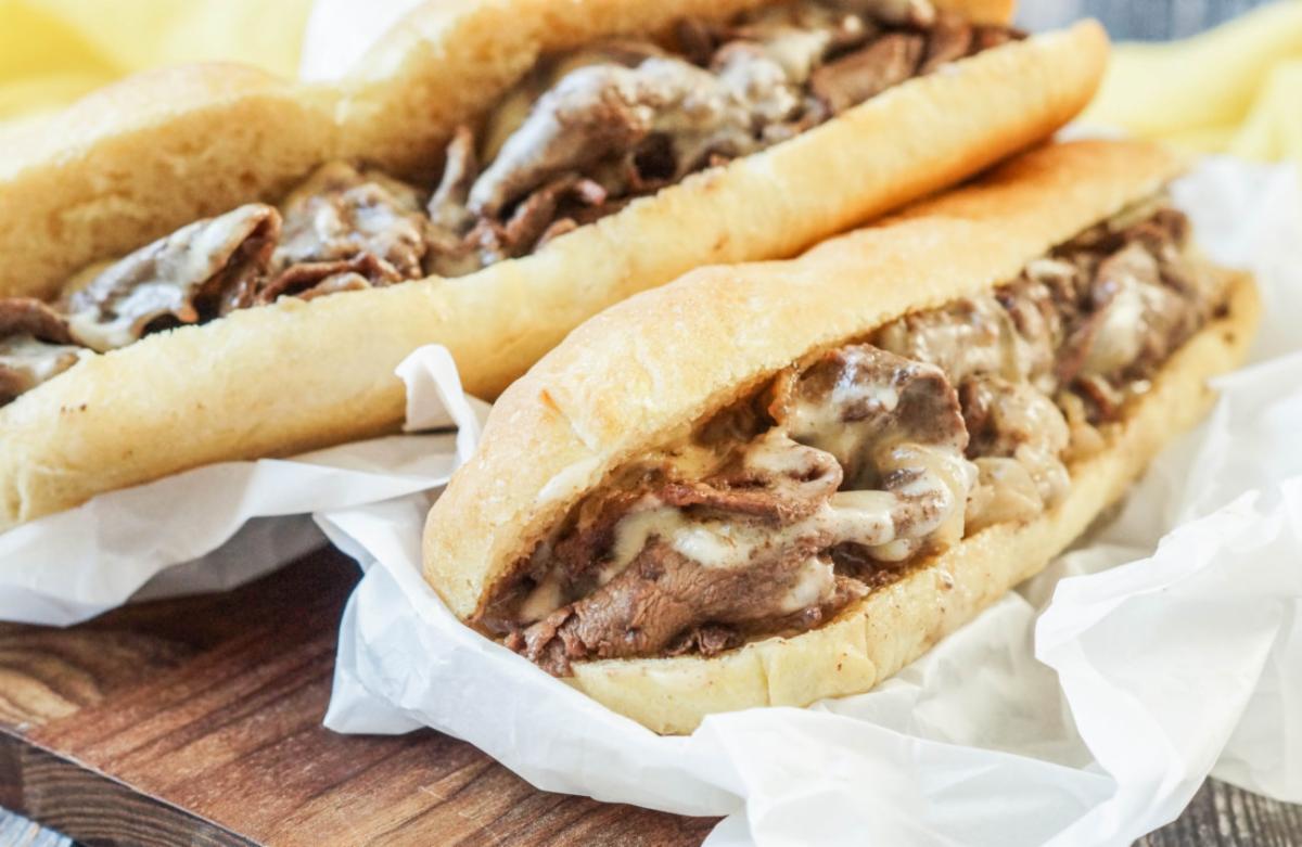 RelishCateringK's tweet photo. "Phil" up your belly with this week's mouthwatering meal kit, which features some ultra comforting Philly Cheesesteak Sandwiches! https://t.co/A0GQOT9Urf https://t.co/s5nOj3SJgd