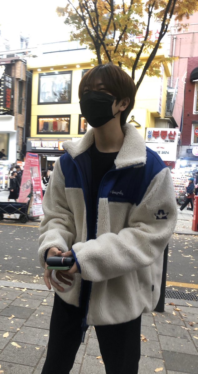 tiniewonjin's tweet photo. #원진 in real life </3 hes so Pretty https://t.co/7cXDPUsJJb