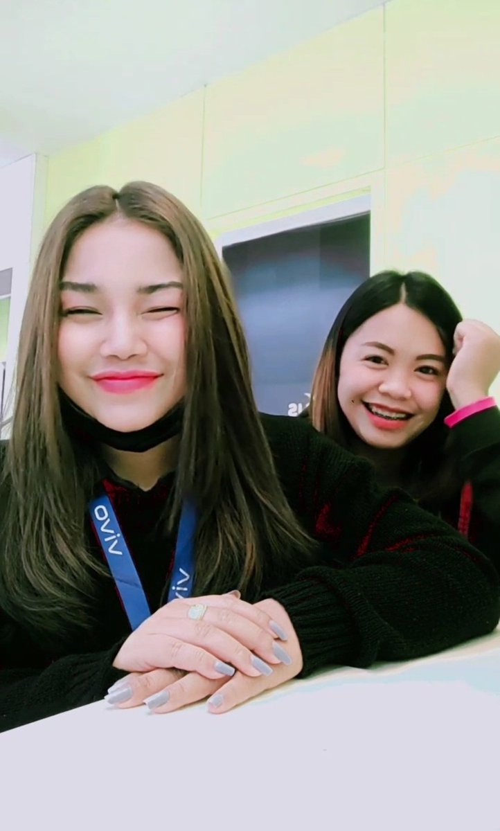 Penpans1's tweet photo. ยิ้มให้คนทั้งโลก
ร้องไห้กับตัวเอง 😊 https://t.co/Ywvh1eK0rO