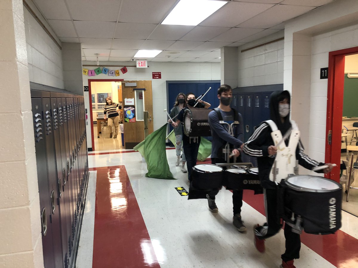 SylvesterLous's tweet photo. The Mighty Patriot and the famous Patriot Drum Line welcomed back our kids to the first full week of instruction🇺🇸😀 https://t.co/Bp7vIjQA2W