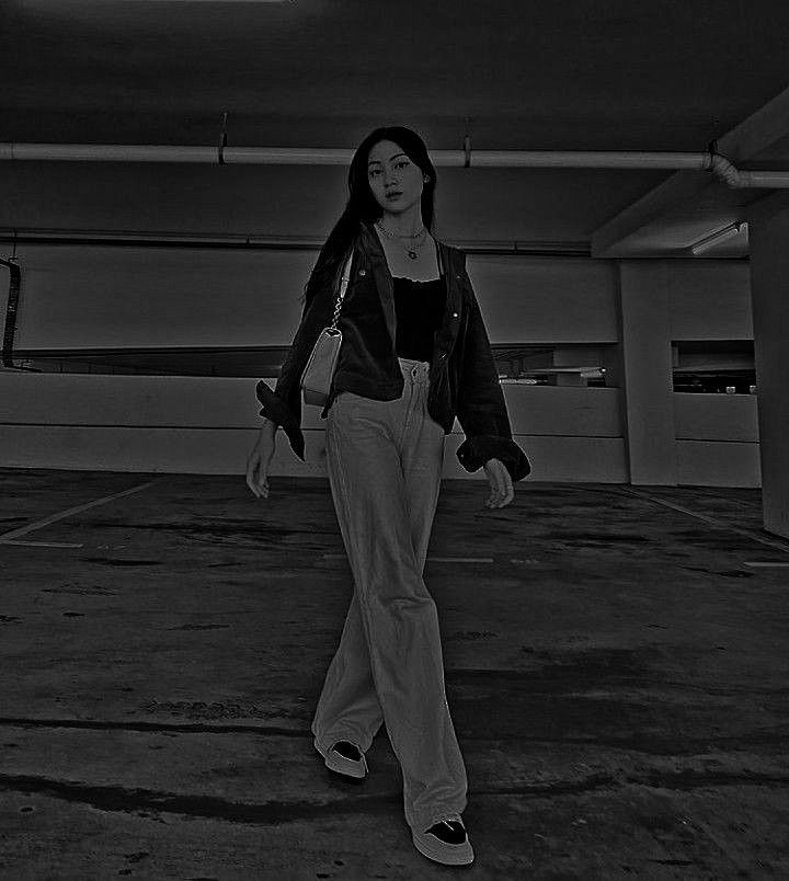 Aurel Vellyncia tweet media