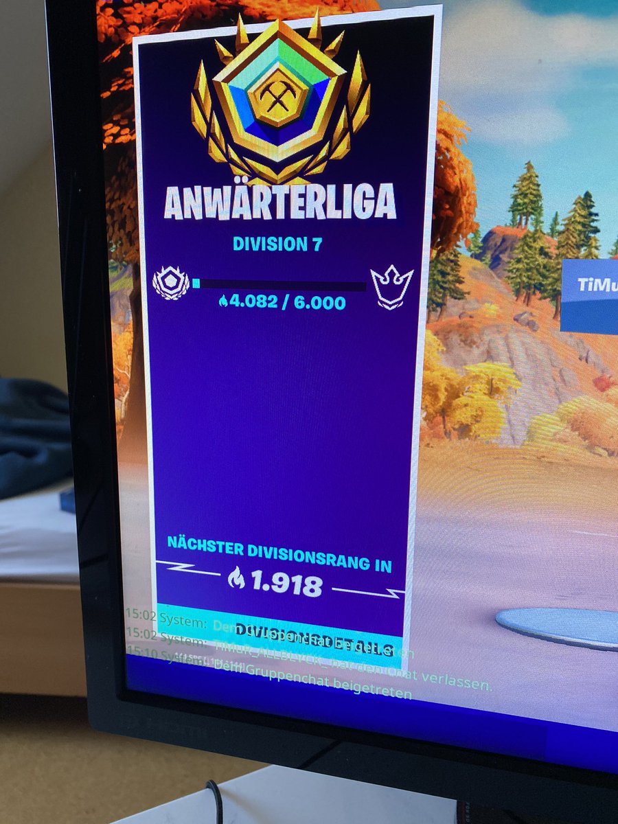 Ich bin nicht der beste Fortnite Spieler und habe keine guten Mechanics, aber wenn du mit bisschen Kopf spielst schaffst du safe Champion🥶 Morgen ab 12 Uhr wieder Trio Grind⚡️ Road to Champion🥵