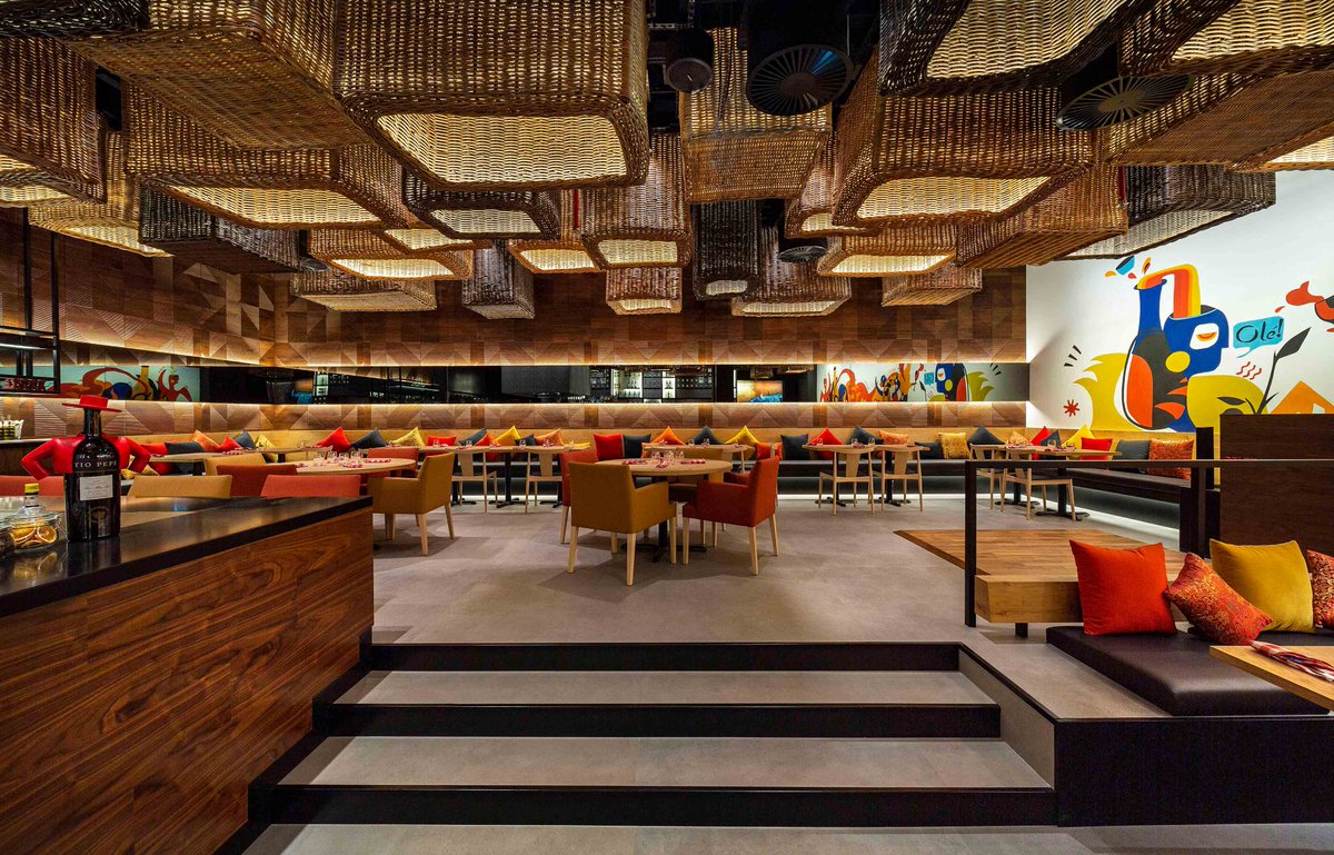 Studio N announces completion of three projects across the #GCC meconstructionnews.com/46502/studio-n… #lightingdesign #restaurantlighting #retaillighting #spalighting #studionlighting