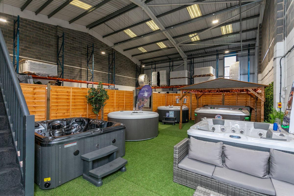 WhittleJones's tweet photo. We are delighted to welcome Spa Care UK Ltd to Eastgate Park in Scunthorpe.

Spa Care UK specialises in hot tub sales and maintenance repair and you can visit Spa Care UK’s website to see the range of hot tubs and servicing plans available at https://t.co/8kQh8iWyOU 

#newtenant https://t.co/W5tfQIoKEp