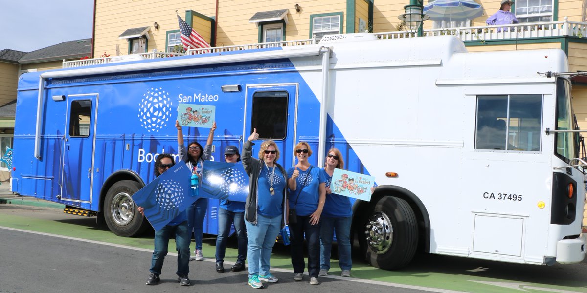 ABOS_Outreach's tweet photo. Here comes the bookmobile serving the San Mateo County (CA) Libraries district! #smclibraries
#bookmobileparade
#libraryoutreachday
#NationalLibraryWeek https://t.co/r4VXUkBEci