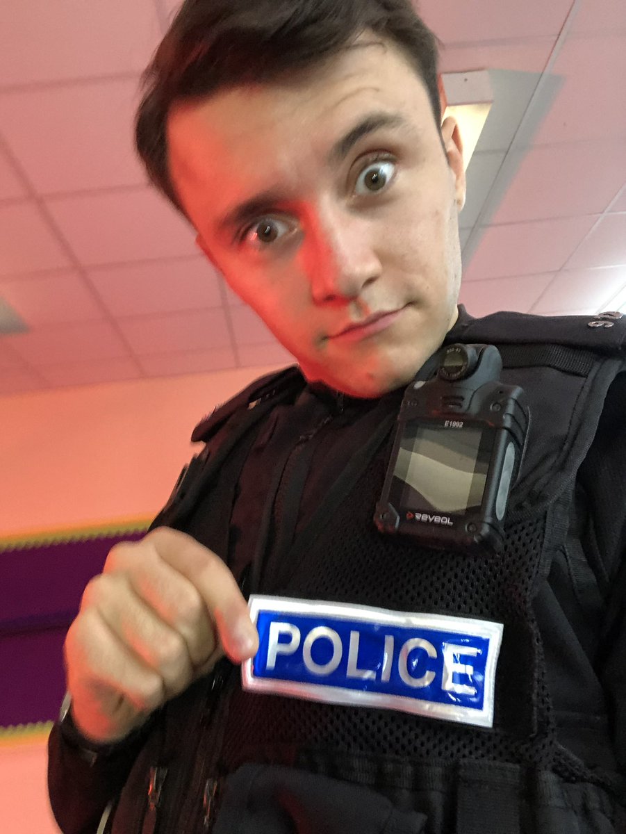 Completely overwhelmed by the response to last nights episode🤯 Thanks for the lovely comments, I feel very lucky to be a part of all the madness! Roll on the rest of the series🚨🚔#LOD6