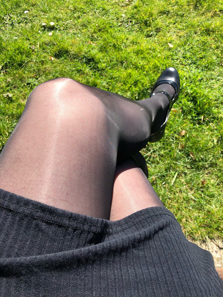 LaurenP1965's tweet photo. A post birthday day off, what better way to spend it in the beautiful Cambridge sunshiiiiine 🙂 https://t.co/Du71Ux0I2z