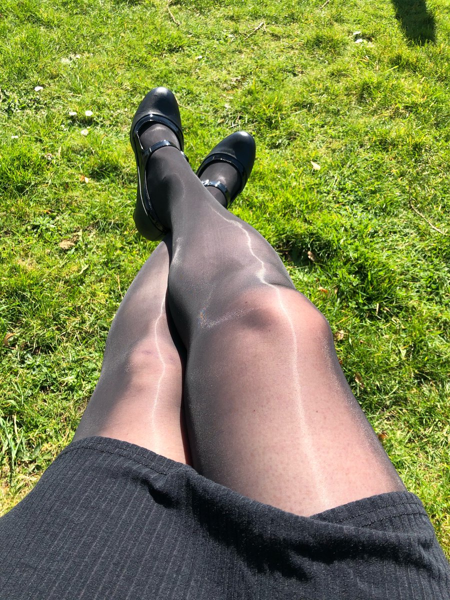 LaurenP1965's tweet photo. A post birthday day off, what better way to spend it in the beautiful Cambridge sunshiiiiine 🙂 https://t.co/Du71Ux0I2z