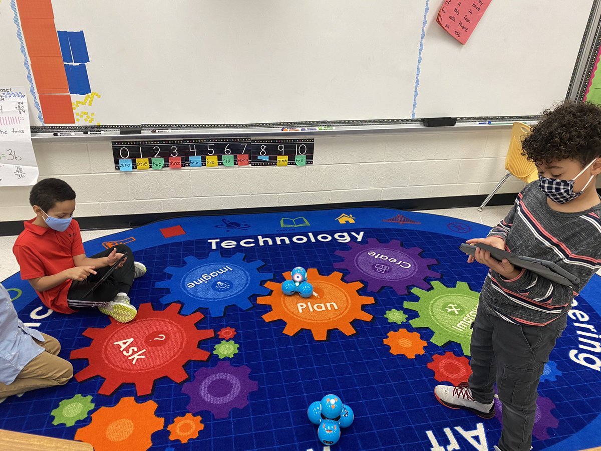 MrsB_MBES's tweet photo. We made 2D shapes with play doh, pattern blocks, and @WonderWorkshop Dash. Geometry is off to a great start! @MBESprincipal @cmshannan_jones @MedlockBridgeES https://t.co/0bvrs1kS57