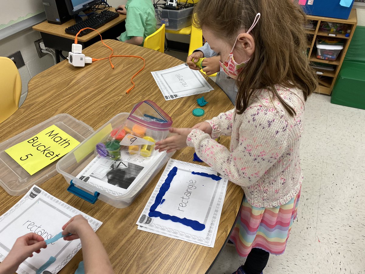 MrsB_MBES's tweet photo. We made 2D shapes with play doh, pattern blocks, and @WonderWorkshop Dash. Geometry is off to a great start! @MBESprincipal @cmshannan_jones @MedlockBridgeES https://t.co/0bvrs1kS57
