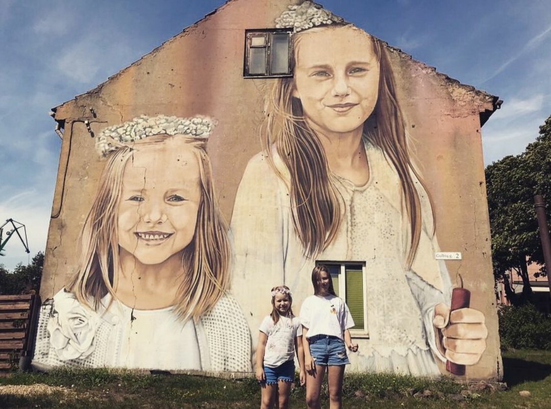 MolinaStreetArt's tweet photo. 'Sisters' by Lithuanian Plugas Internete in Klaipeda, Lithuania (2018)
#plugas #plugasinternete #klaipeda #klaipedastreetart #streetart #lamolinastreetart
π· via Insta artist | https://t.co/bei2KRlcqs https://t.co/DiWzGFMPoq