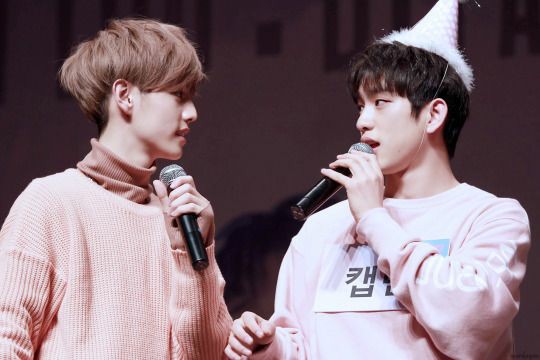 Markjin is so underrated; Here's a beautiful Markjin Thread ---  #GOT7  @GOT7Official  #갓세븐  #MarkTuan  #Jinyoung  #Markjin