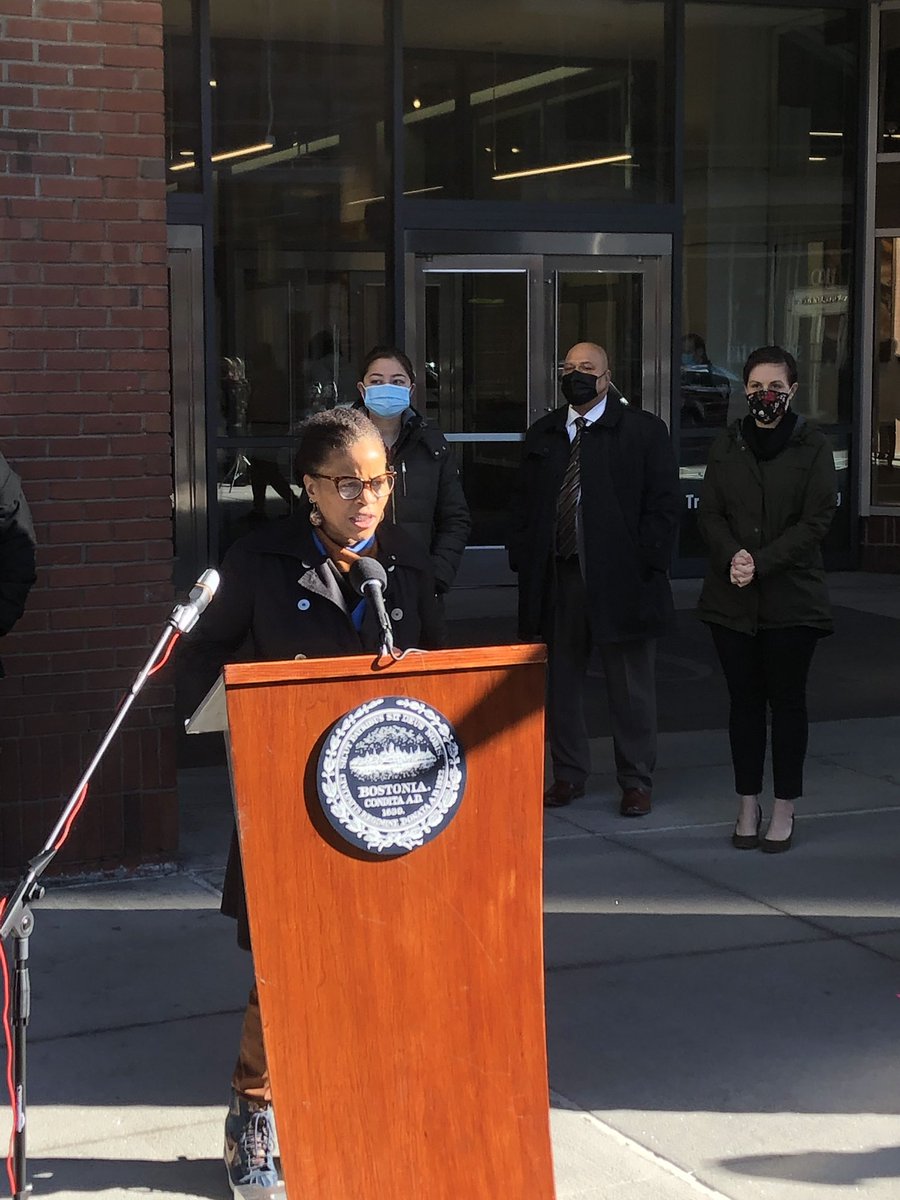 T4MASS's tweet image. .@MayorKimJaney says “We count on essential workers to get us through this pandemic and essential workers count on public transit” #transitisessentialma #bospoli