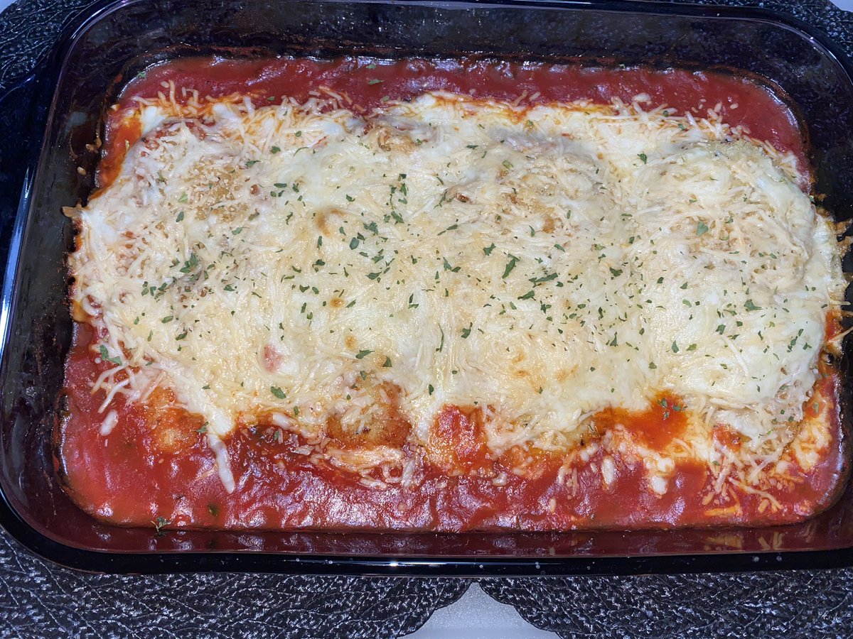 JoshSoRude's tweet photo. Yesterday was my first time trying Chicken Parmesan, I like trying new dishes so please leave some recommendations in the replies. https://t.co/Lt0TjyaclB