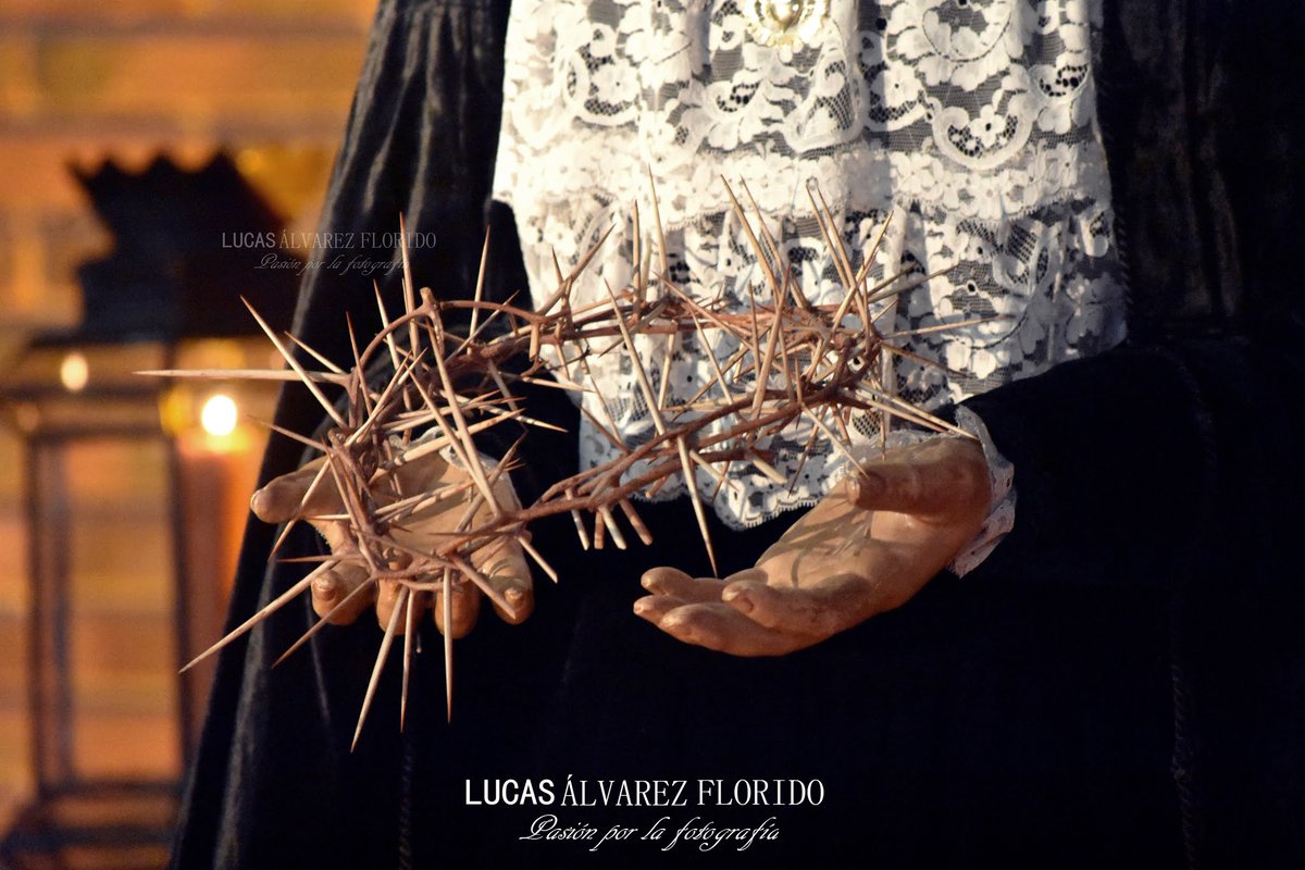 Ya disponible en nuestro blog la galería fotográfica de la veneración de ma Virgen de Amor y Sacrificio <a href="/amorsacrificio/">Amor y Sacrificio</a>
lapasiondigital.blogspot.com/2021/03/venera…