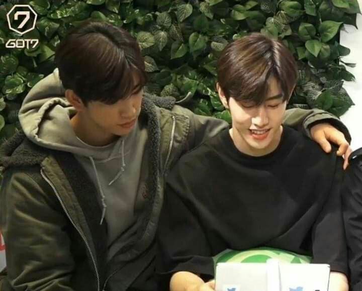 Markjin is so underrated; Here's a beautiful Markjin Thread ---  #GOT7  @GOT7Official  #갓세븐  #MarkTuan  #Jinyoung  #Markjin