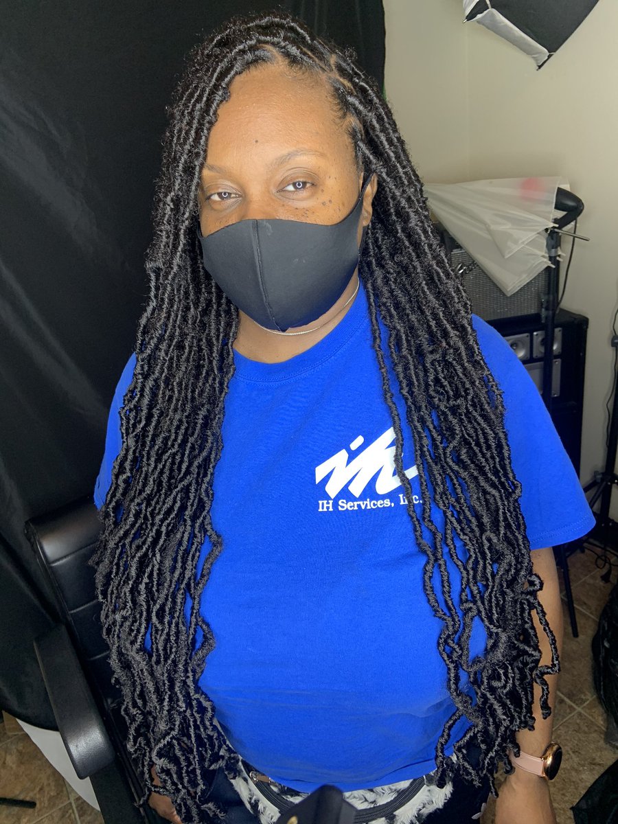 _TheFamousKee's tweet photo. Be sure to check out my april sale $180 hair included. Limited slots available 💋

https://t.co/C7JYN5SlHd

Follow my ig @ KierraAlise__
#chicagohairstylist #softlocs https://t.co/8SRS7kOJBA