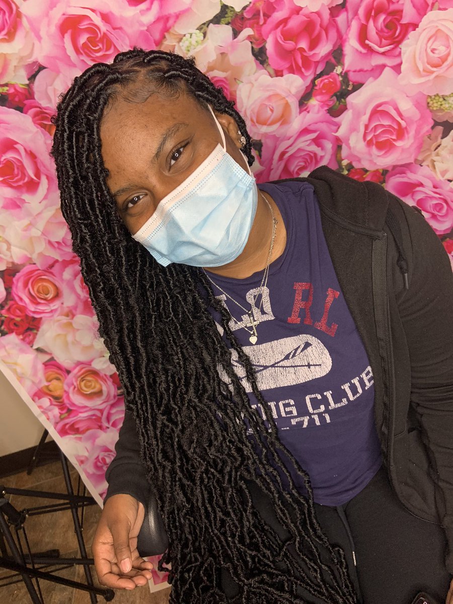 _TheFamousKee's tweet photo. Be sure to check out my april sale $180 hair included. Limited slots available 💋

https://t.co/C7JYN5SlHd

Follow my ig @ KierraAlise__
#chicagohairstylist #softlocs https://t.co/8SRS7kOJBA