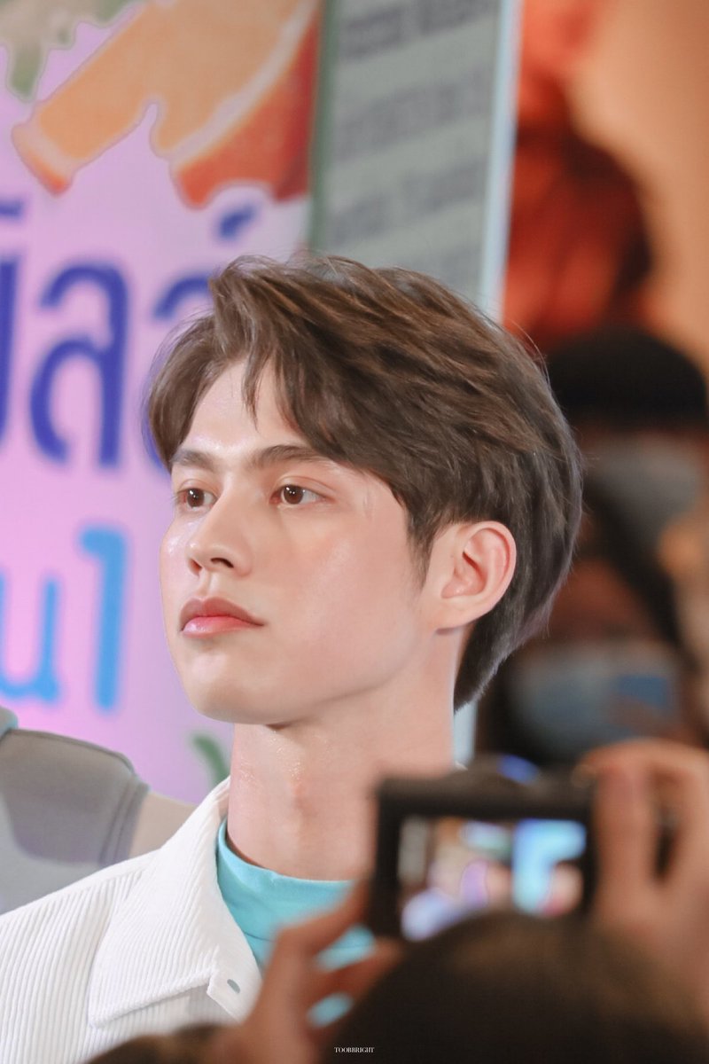 tkkero11's tweet photo. ขวาตาย ซ้ายสลบ สยบทุกความเคลื่อนไหว มุมข้างพิฆาต บาดใจจริงๆ
#bbrightvc
#DutchMillPromParty

thank for this pic.🙏 https://t.co/yFg3EAoBSl