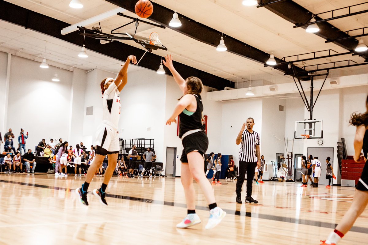 MajorBaller13's tweet photo. Doing what I love #savannahscruggs2024 #savannahscruggs #iamsavannahscruggs #teambwright https://t.co/9TBqV55Gbt