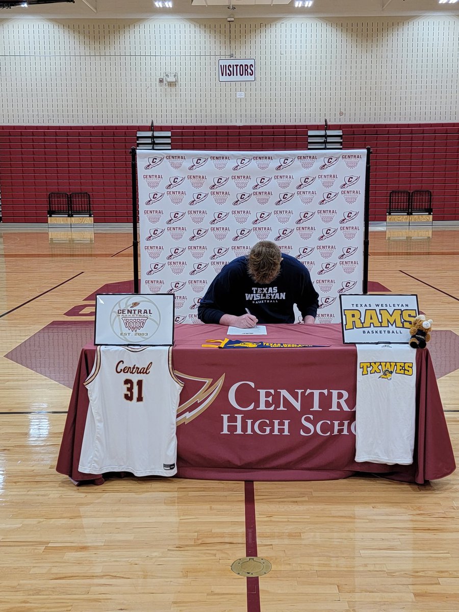Keller Central Chargers Men's Basketball tweet media