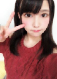 モデルでグラビアも出ている子みたいです。。。『激レア 現役モデル〇〇〇〇〇ちゃん』 https://t.co/EJfD8lpMsT