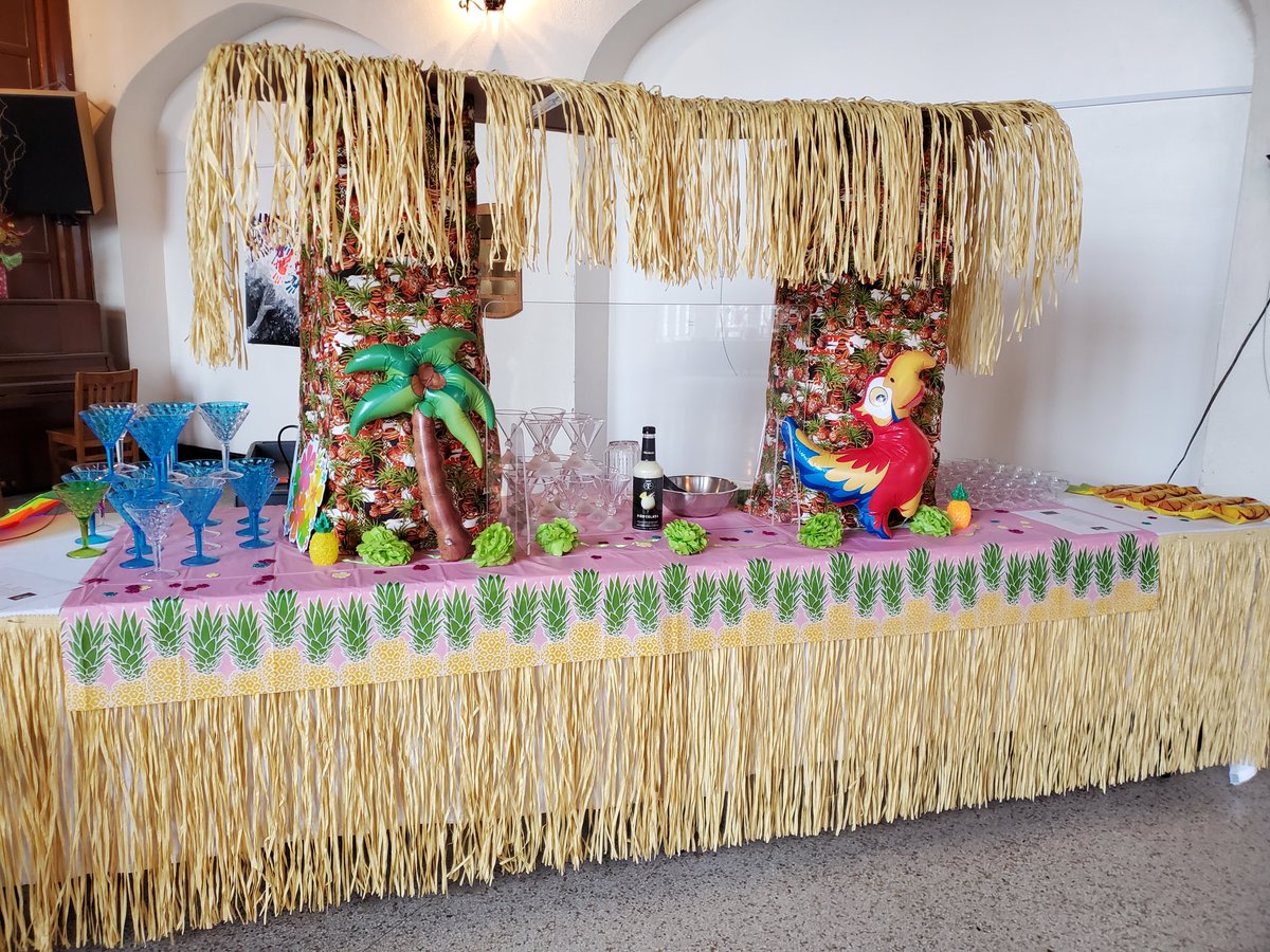 AlbertCollege's tweet photo. Boarding students at @AlbertCollege enjoyed a Hawaiian Luau Party on Friday night in Ackerman Hall. Mahalo to the Food Services staff! #TheACDifference https://t.co/OXg7MlpPeS