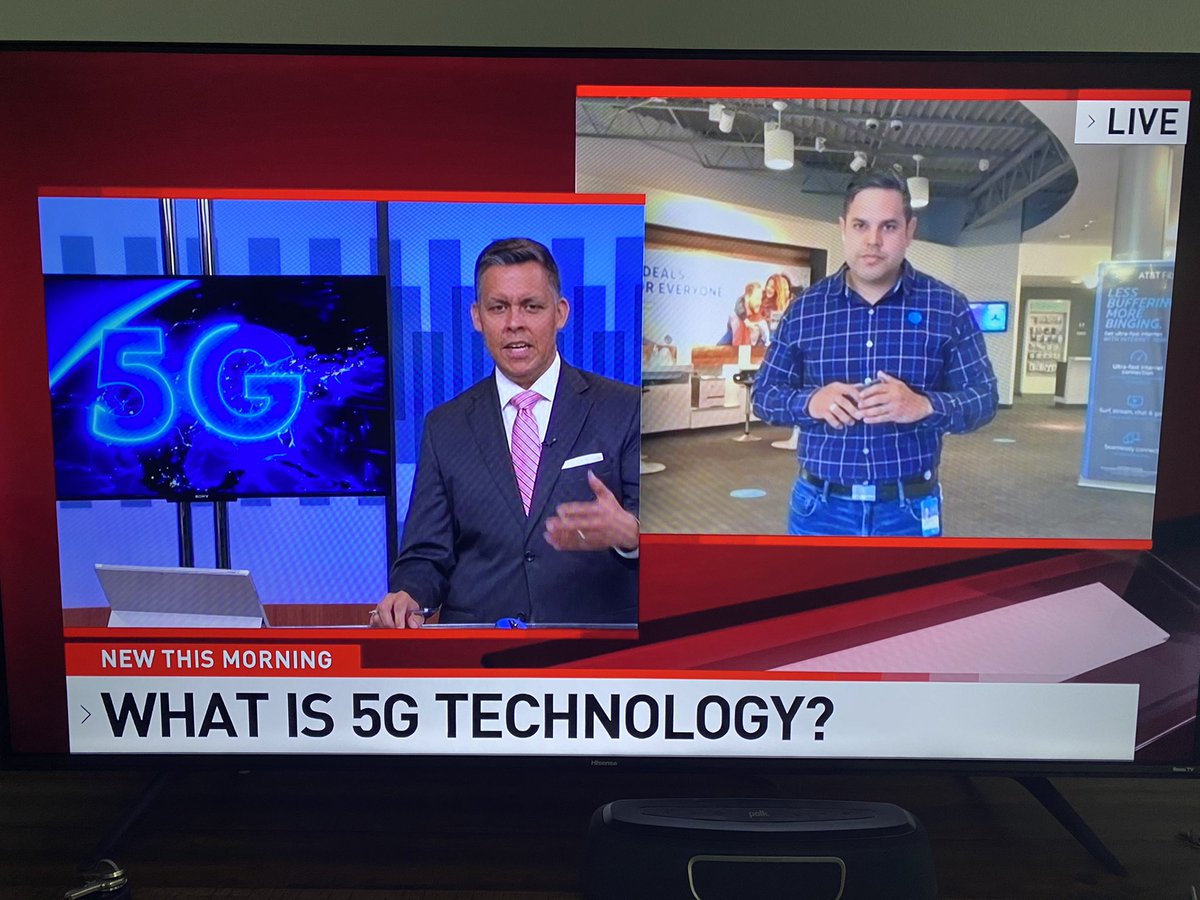 CharleneLuna13's tweet photo. Check out our very own @JP_Huizar explaining our 5G Network in San Antonio! 

#WeAreSTX • #IKnowThatGuy • #LifeAtATT • #GoWest https://t.co/Kuciu2MrSq